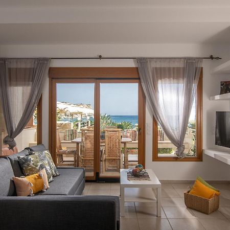 Beachfront Green Apt-Ligaria Beach Exteriér fotografie